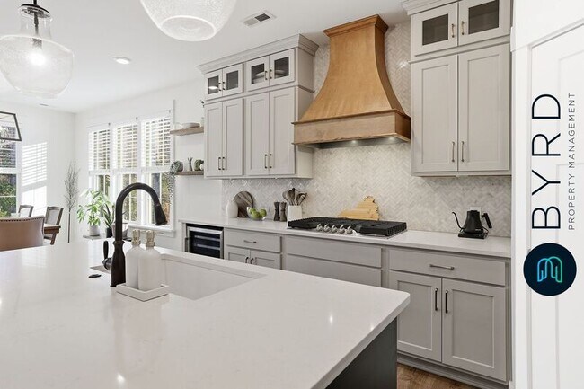 Building Photo - 8406 Freebridge Rd