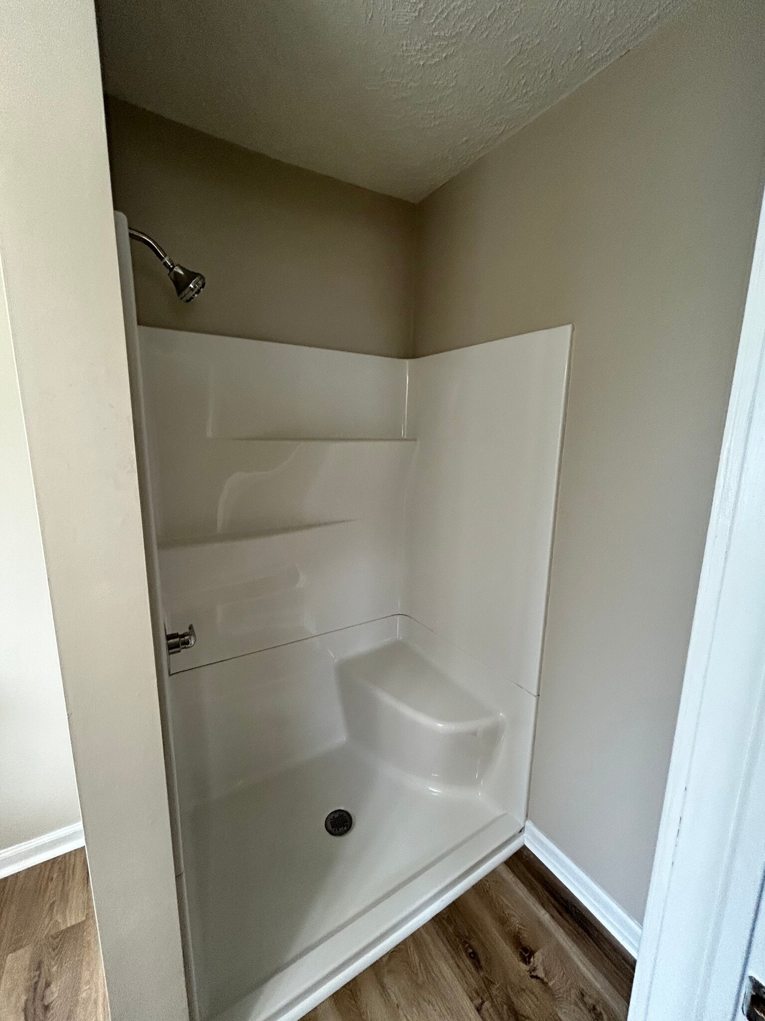 Building Photo - 908 Garfield Ave