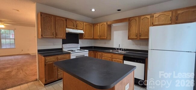 Building Photo - 9134 Charminster Ct