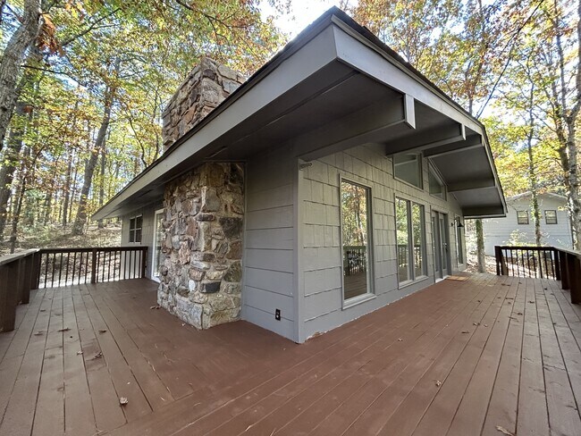 Building Photo - 25 Carballo Ln