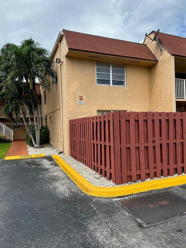 Building Photo - 9972 SW 88th St