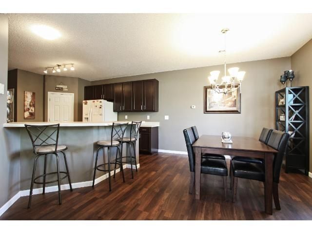 Building Photo - 202 River Woods Dr