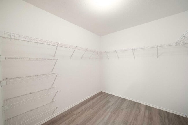 Building Photo - 1600 Big Thicket Dr