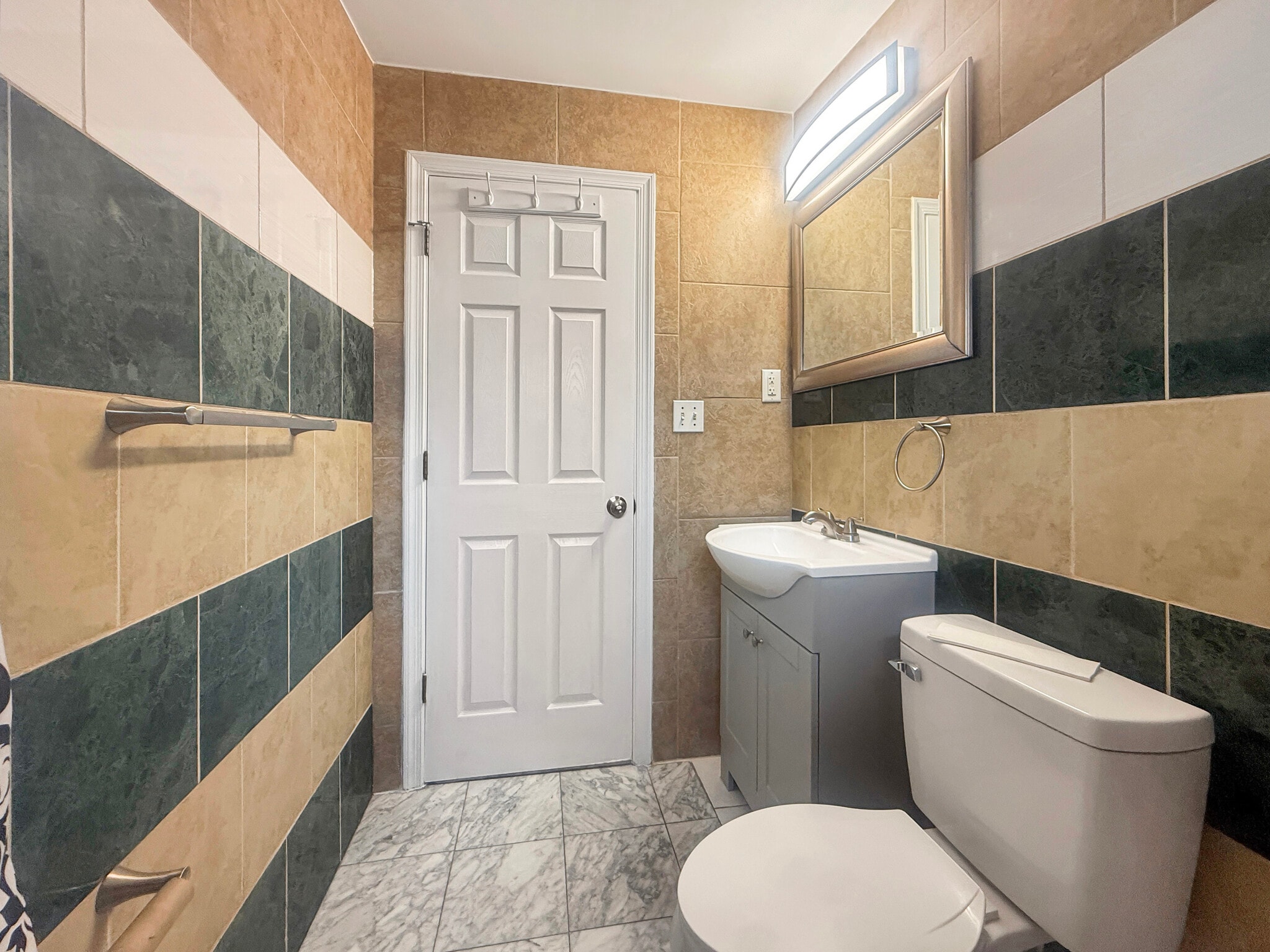 Building Photo - 1424 3rd St NW