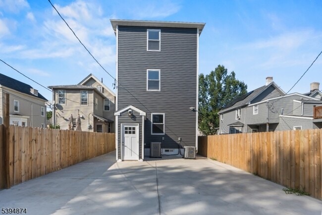 Building Photo - 53 Marcy Ave