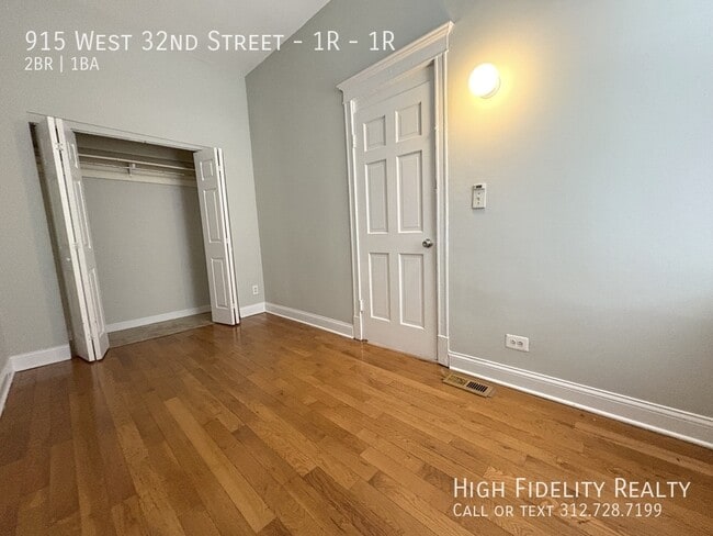 Building Photo - 915 W 32nd St