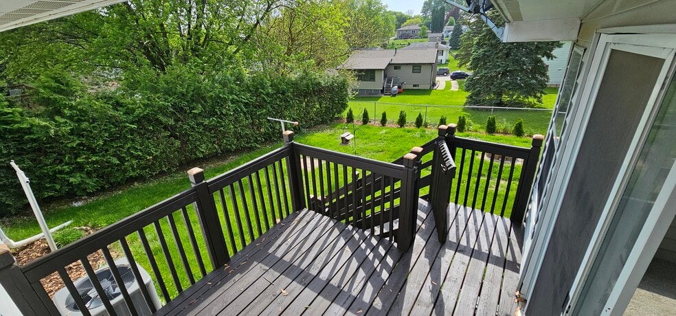 Backyard deck - 2277 South Way