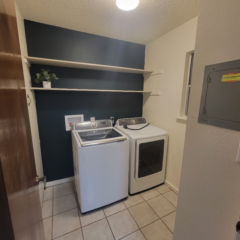 Building Photo - 3326 Scenic Ln