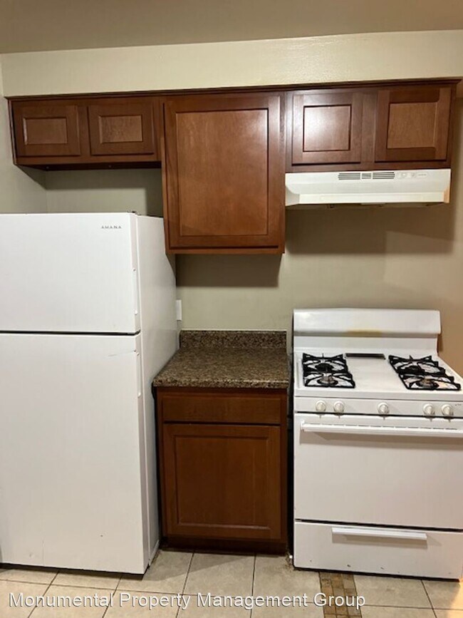 Building Photo - 3 br, 1 bath House - 744 Clair Street