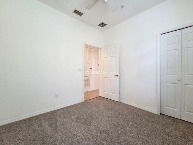 Building Photo - Condo for rent