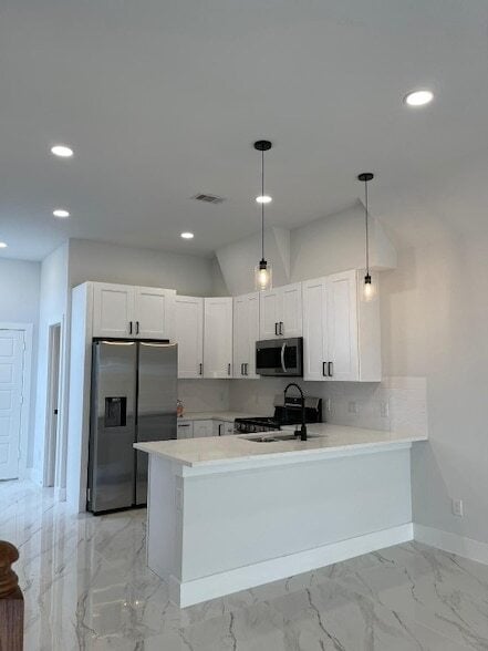 Building Photo - 8125 St Louis St