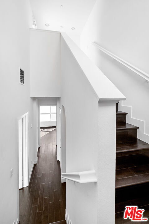 Building Photo - 5637 W Observation Ln