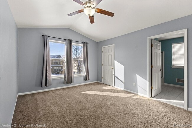 Building Photo - 7164 Richmond Dr