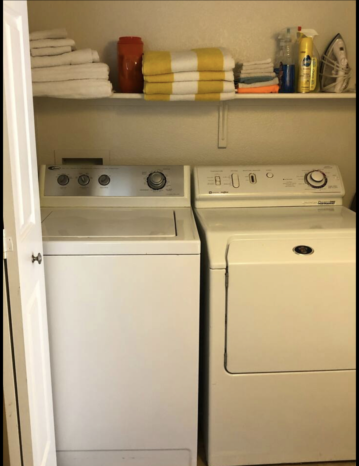 In unit Washer & Dryer (used between 9:00am-8:00pm) - 1825 W Ray Rd