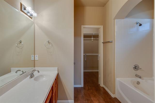Building Photo - 4513 Grassy Glen Dr