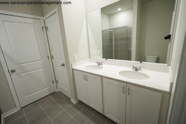 Building Photo - "Ranch Retreat: Seamless Serenity in Single-Level Splendor with Trailside Tranquility"