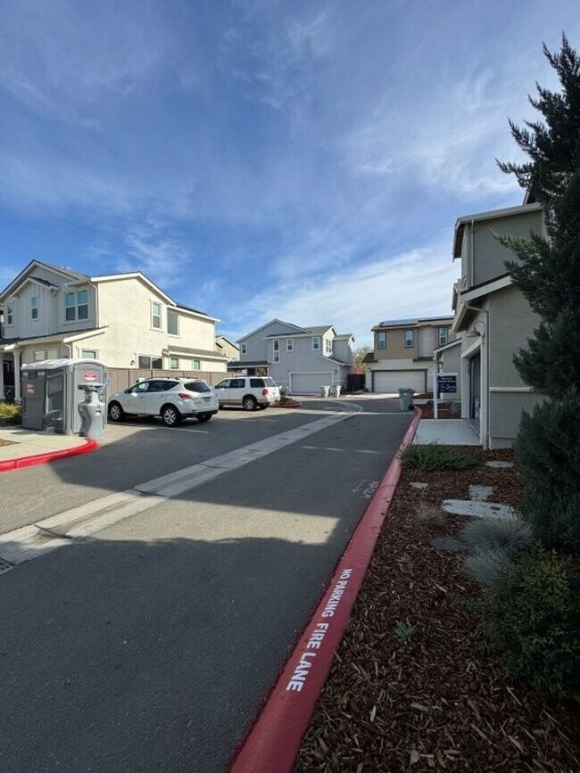 Building Photo - Beautiful New 3-Bedroom Home with Solar and Tesla Charger