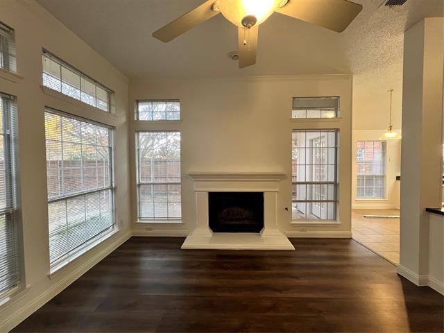 Building Photo - 4816 Baton Rouge Blvd