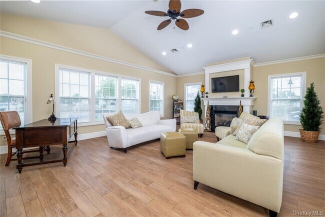 Building Photo - 36 Nicole Ct