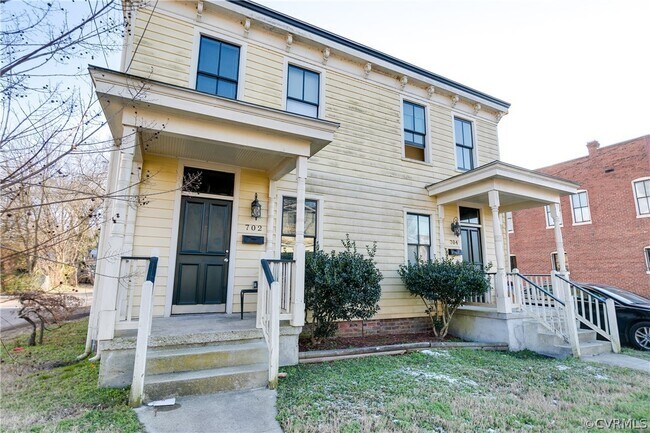 Building Photo - 702 Grove Ave