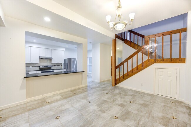 Building Photo - 12625 Memorial Dr