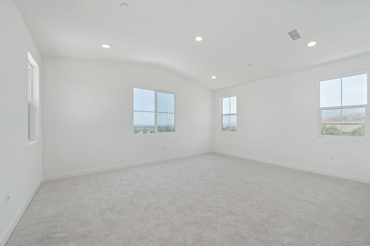 Building Photo - 18191 Crow Cir