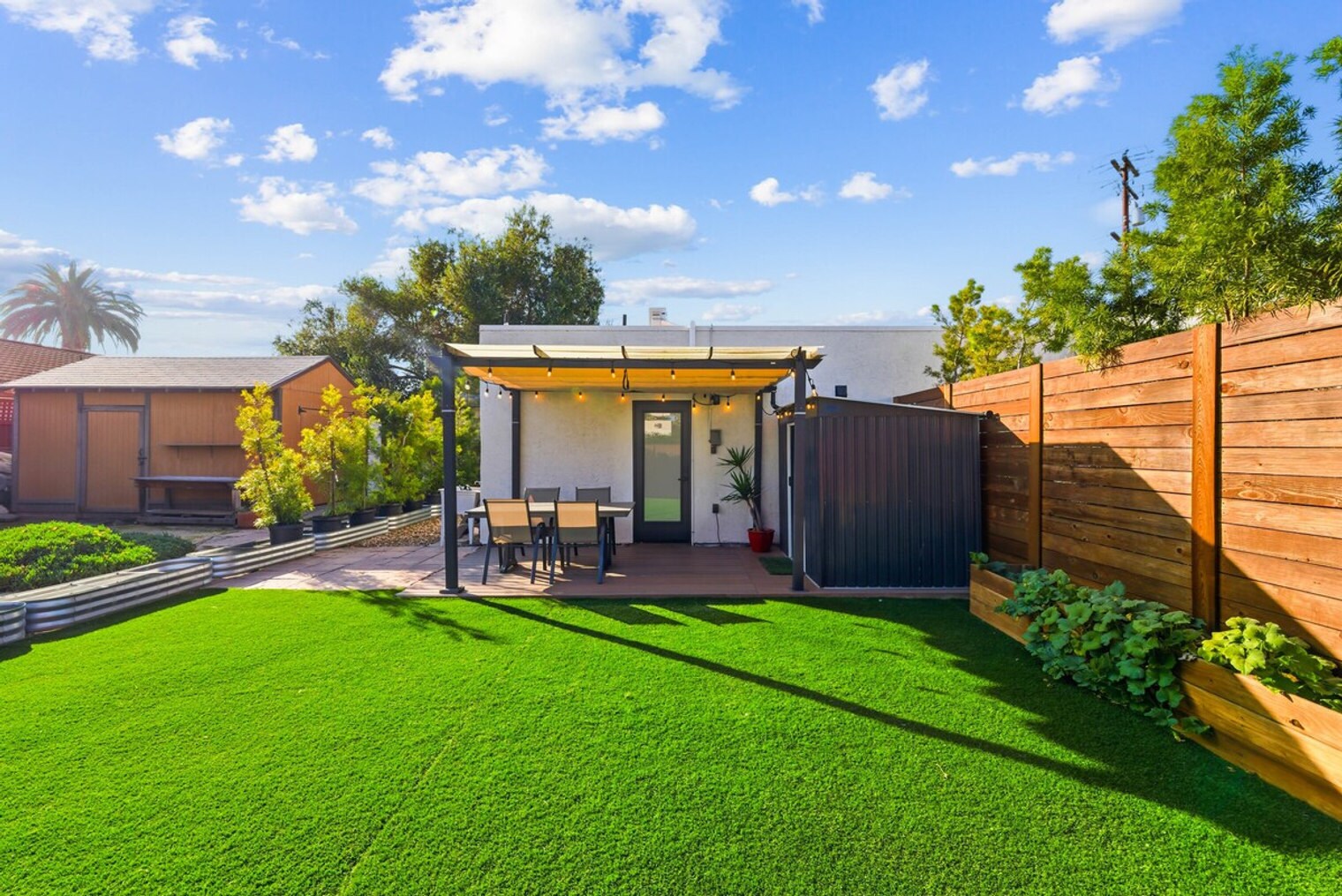 Building Photo - 5019 Hawley Blvd