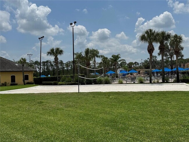 Building Photo - 8977 Coco Palm Rd