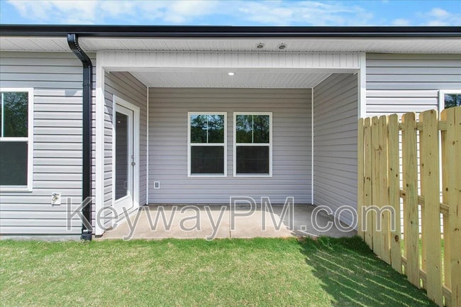 Building Photo - 1316 Newbern Dr