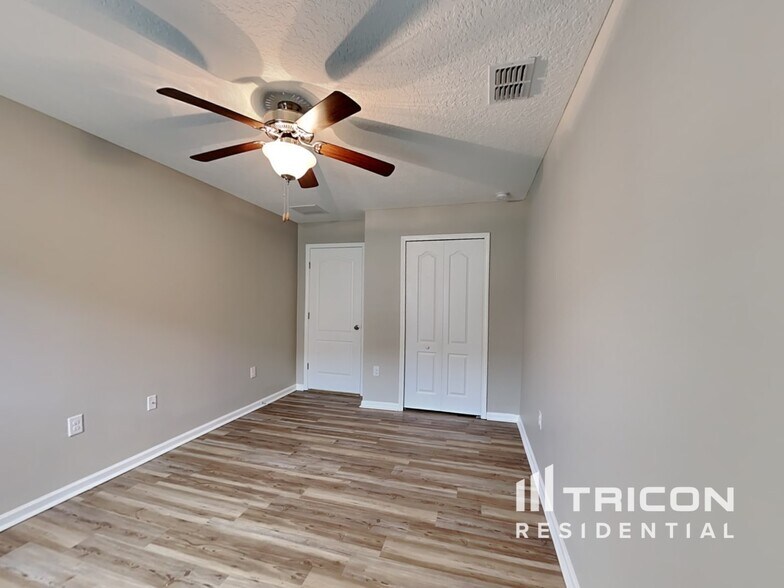 Building Photo - 414 Samara Lakes Pkwy