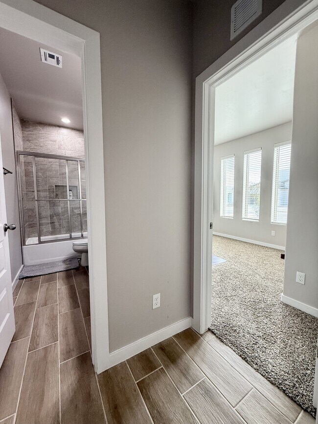 Building Photo - 51069 Purple Mat Ave