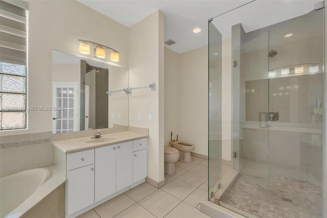 Building Photo - 16237 SW 44th Terrace