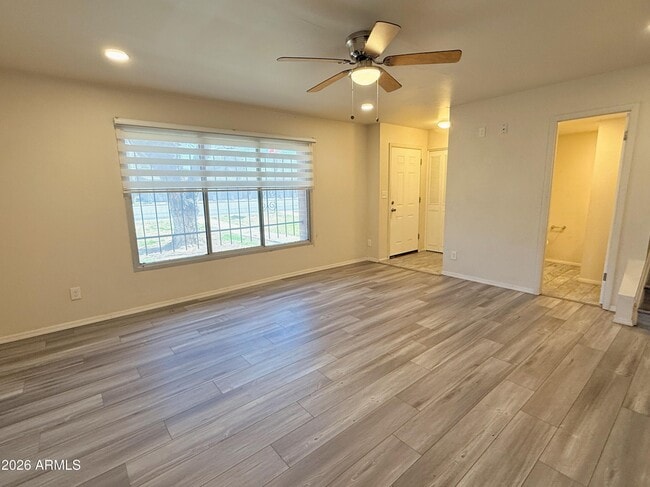 Building Photo - 6742 N 43rd Ave