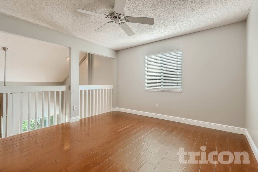 Building Photo - 28534 Tall Grass Dr