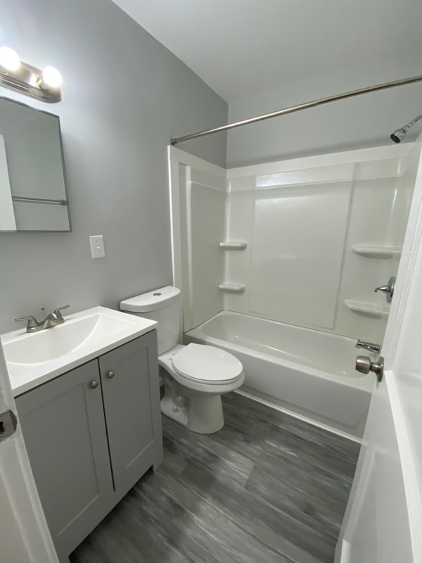 Building Photo - 3020 Forest Dr