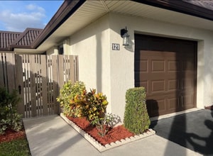 Building Photo - 121 Lake Paula Dr