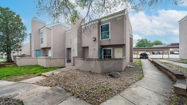 Primary Photo - Two bedroom Condo Near Palmer Park