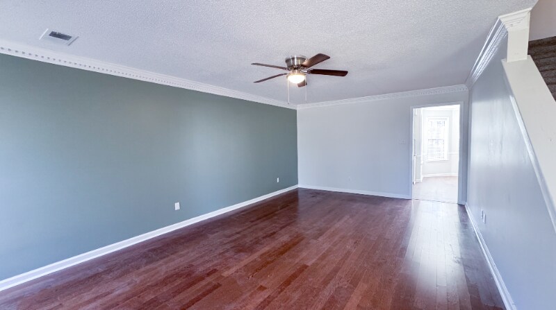 Building Photo - 6641 Blue Spruce Dr