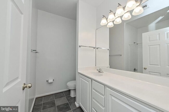 Building Photo - 2911 Deer Hollow Way