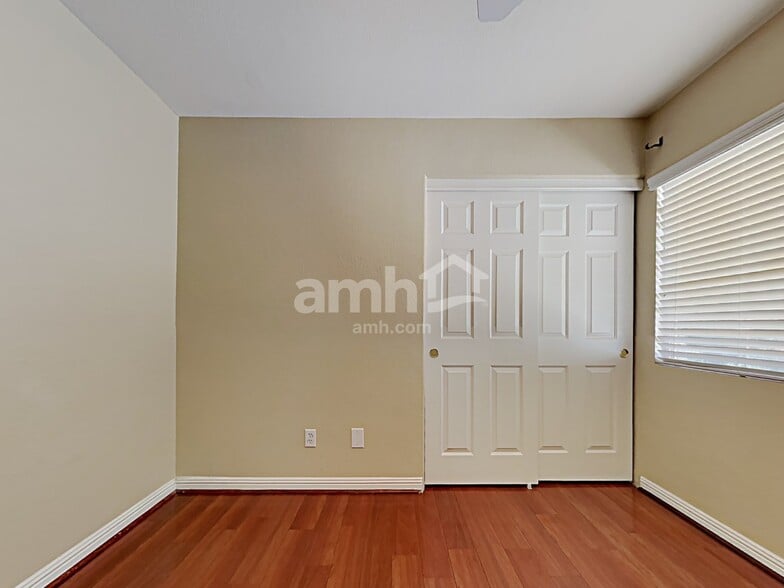 Building Photo - 8443 Chinook Candy Ct