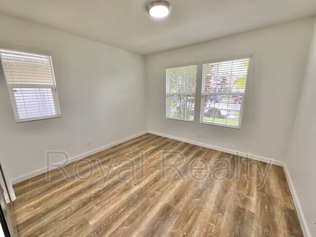 Building Photo - 91-1355 Kaileolea Drive