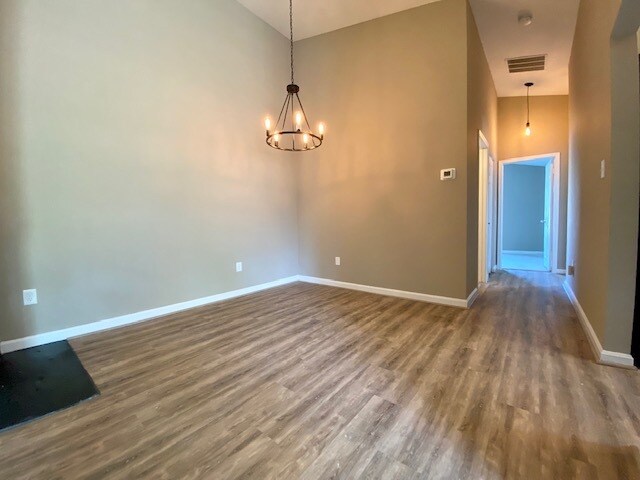 Dining/Hallway to Bedrooms 2 and 3 - 300 Blue Water Ct