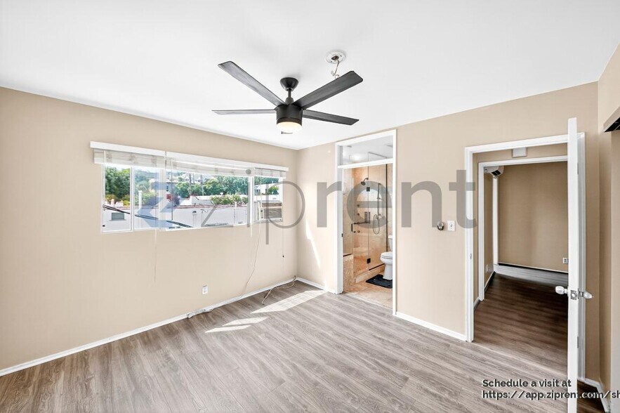 Building Photo - 1435 N Fairfax Ave