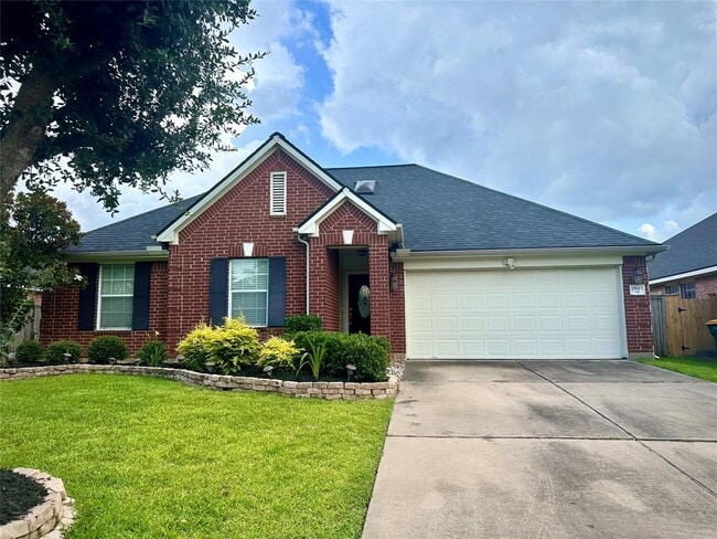 Primary Photo - 15915 Wilmington Park Ln