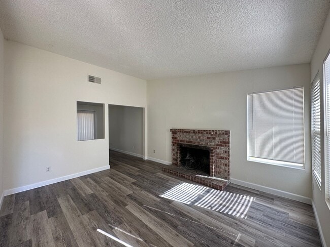Building Photo - 4 Bedroom Near Delta Shores