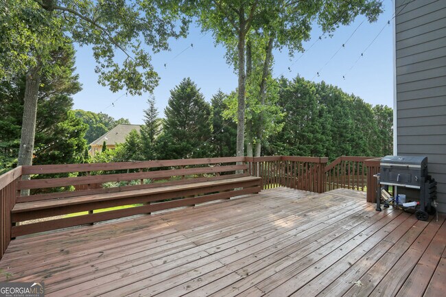 Building Photo - 2059 Sugar Springs Dr