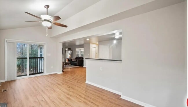 Building Photo - 12100 Vintner Dr