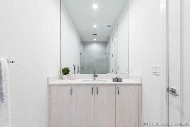 Building Photo - 406 Ocean One Ln