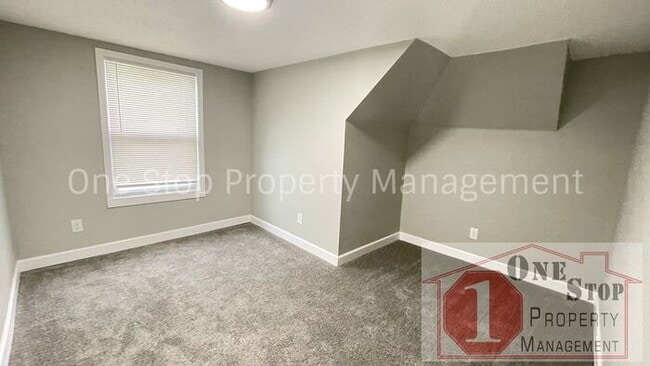 Building Photo - Beautiful 4 Bedroom 2 Bathroom Home in Kan...