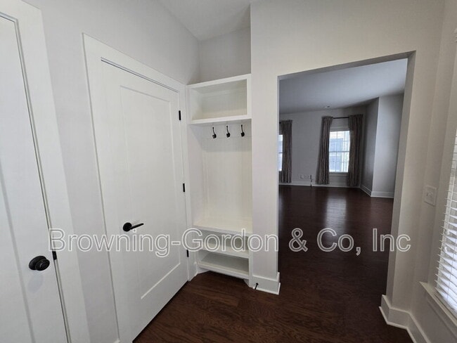 Building Photo - 4017 Elkins Alley